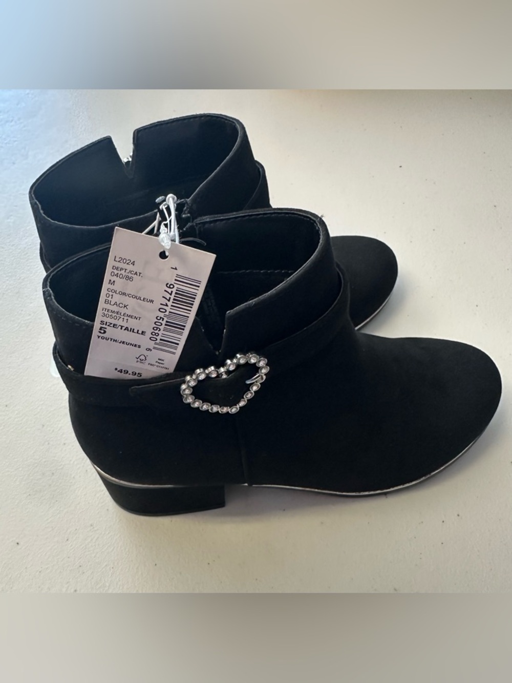 The Children's Place Black Girls' Ankle Boots with Rhinestone Heart